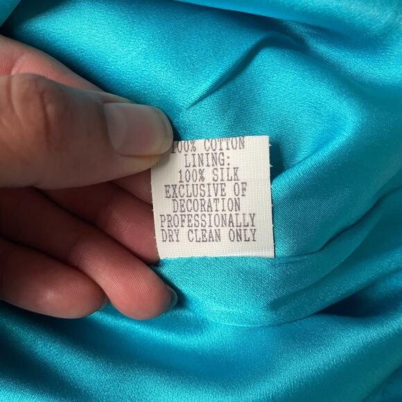 y2k Anthropologie Size 2 Beaded Tassel Hydrangea Skirt Floral White Red Glam - Picture 10 of 14